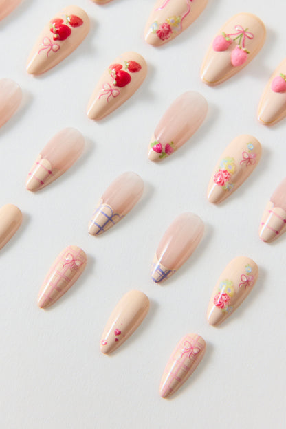 Floral Femme Press-On Faux Nail Set Floral Femme - For Love & Lemons